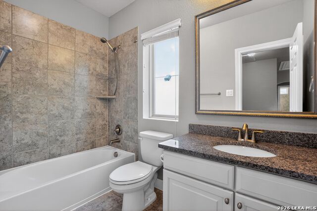 Image 35 of 49 For 18039 Branson