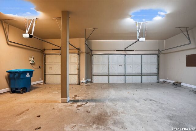 Image 49 of 49 For 18039 Branson