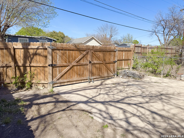 Image 20 of 20 For 371 Gazel  