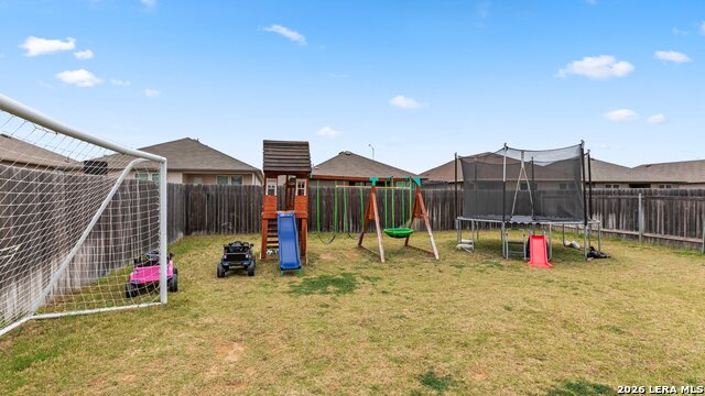 Image 19 of 21 For 731 Monarch Dr