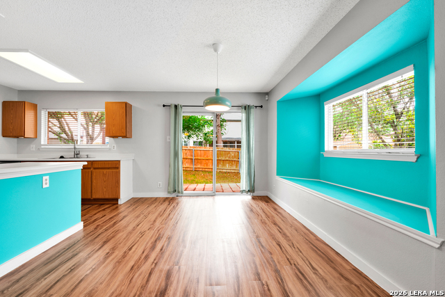 Image 5 of 20 For 9443 Sycamore Brook