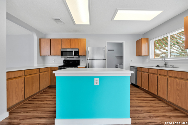 Image 6 of 20 For 9443 Sycamore Brook