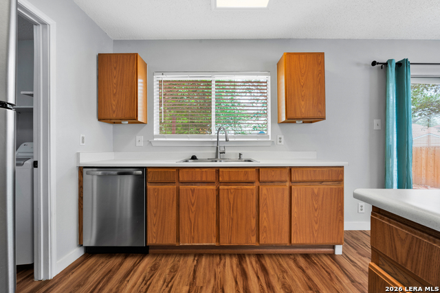 Image 7 of 20 For 9443 Sycamore Brook