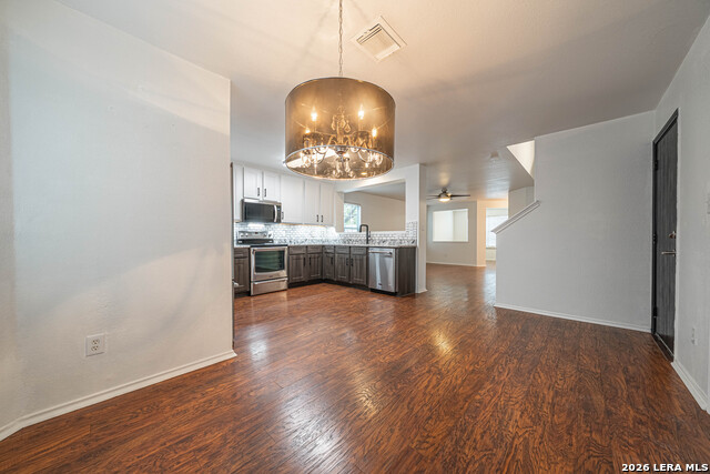 Image 14 of 34 For 11215 Archers Bay