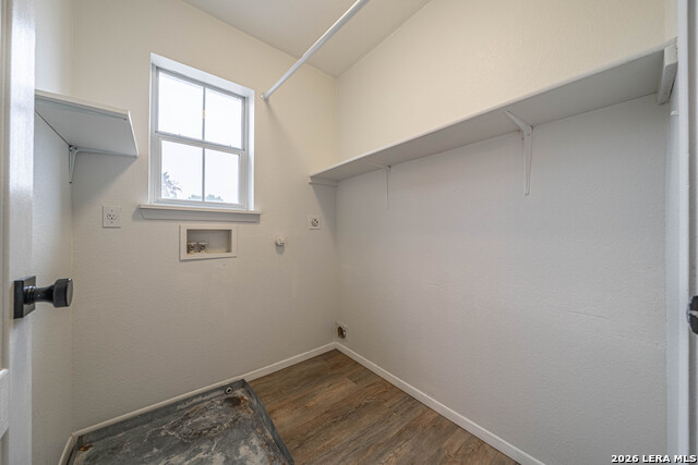 Image 24 of 34 For 11215 Archers Bay