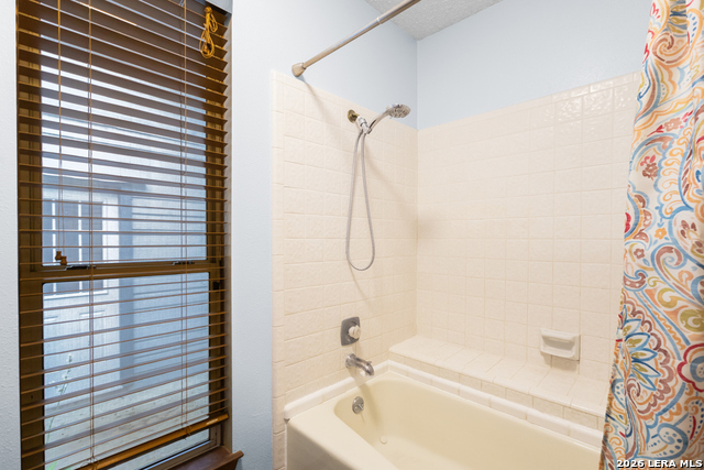 Image 19 of 35 For 8419 Burwell