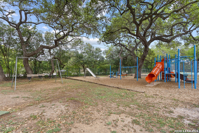 Image 33 of 35 For 8419 Burwell