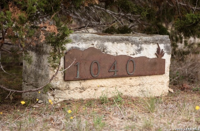 Image 4 of 12 For 1040 Monteola