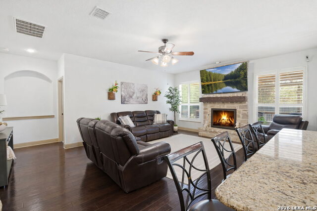 Image 14 of 36 For 23506 Enchanted Bend