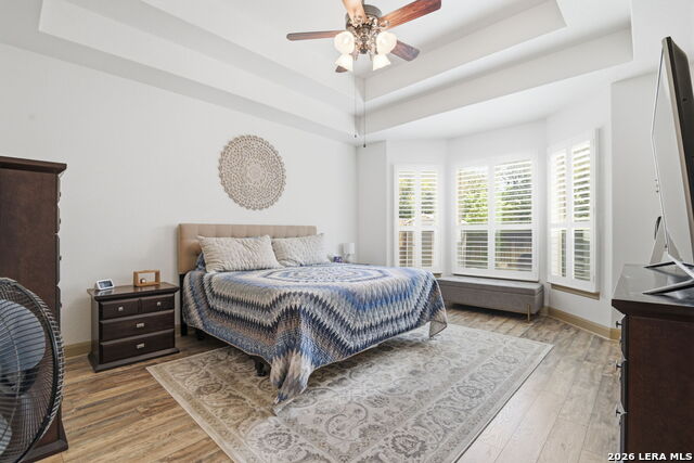 Image 18 of 36 For 23506 Enchanted Bend