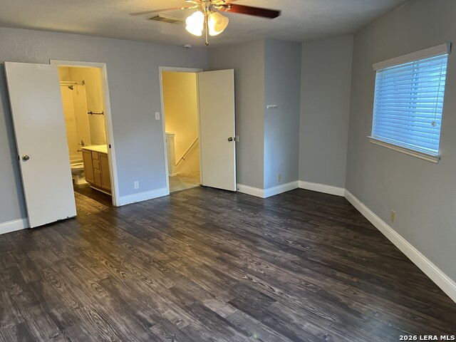 Image 13 of 26 For 7 Latrobe Post