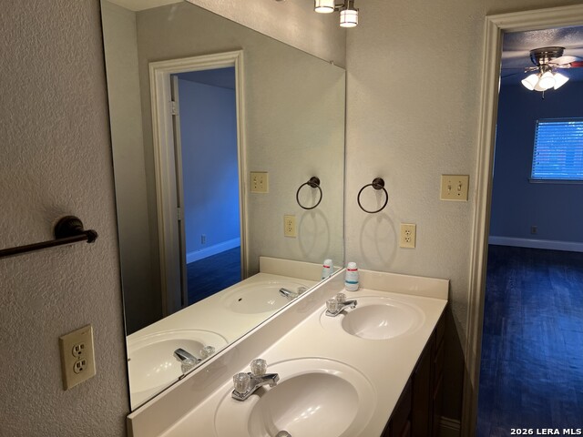 Image 15 of 26 For 7 Latrobe Post