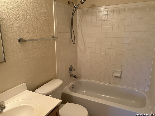 Image 21 of 26 For 7 Latrobe Post