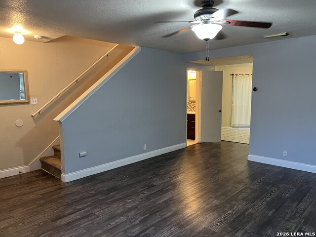 Image 3 of 26 For 7 Latrobe Post