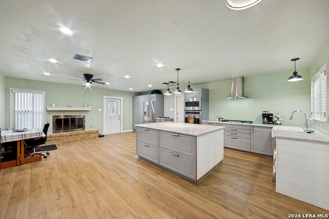 Image 13 of 26 For 6534 Hoofs  