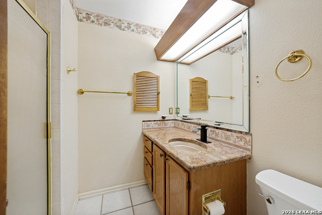 Image 23 of 26 For 6534 Hoofs  