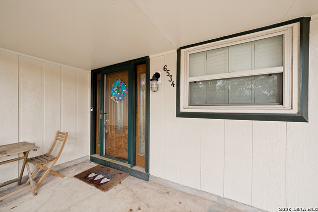 Image 3 of 26 For 6534 Hoofs  