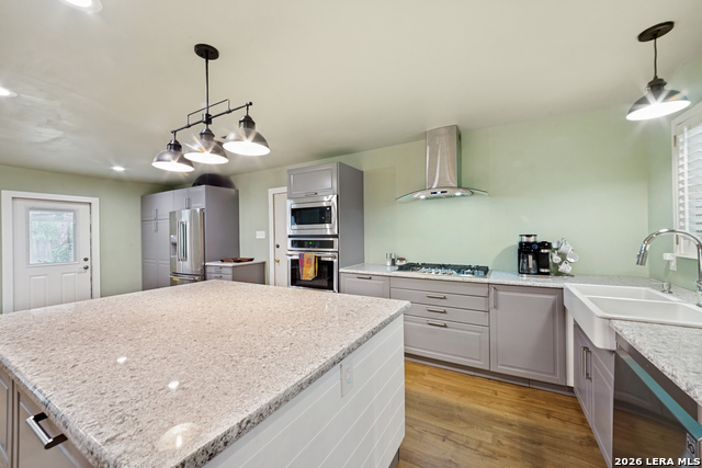 Image 9 of 26 For 6534 Hoofs  