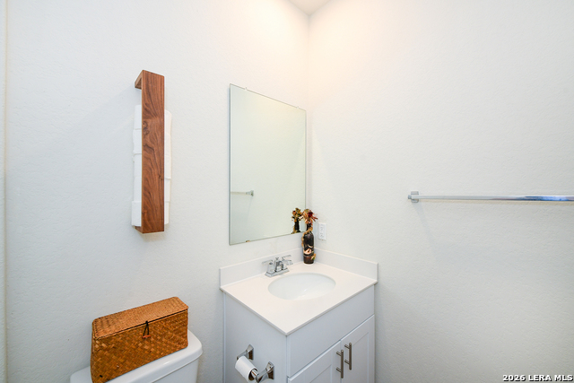 Image 28 of 37 For 809 Beacon Heights