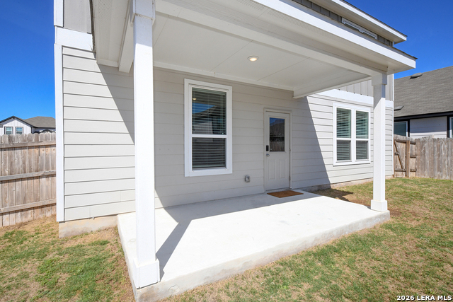 Image 32 of 37 For 809 Beacon Heights