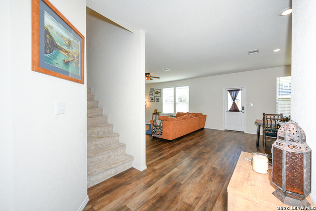 Image 5 of 37 For 809 Beacon Heights