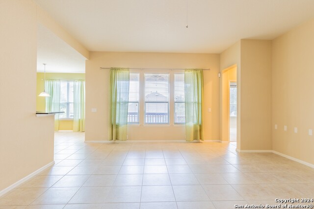 Image 17 of 37 For 15927 Sight Scape