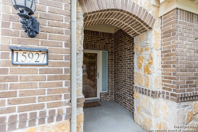 Image 2 of 37 For 15927 Sight Scape