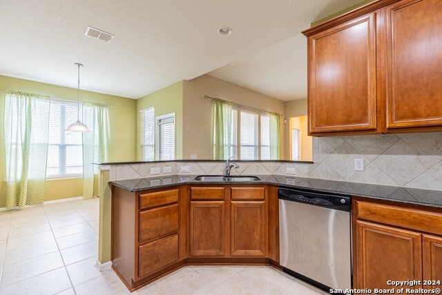 Image 22 of 37 For 15927 Sight Scape