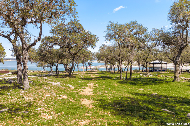 Image 54 of 79 For 2633 Lakeview Dr