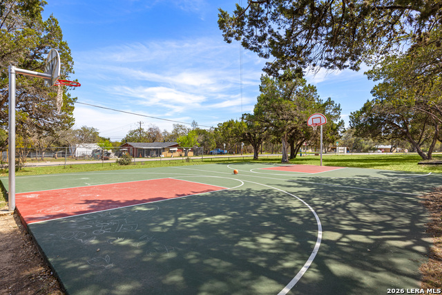 Image 68 of 79 For 2633 Lakeview Dr