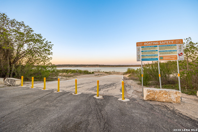 Image 77 of 79 For 2633 Lakeview Dr