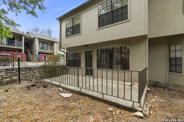 Image 35 of 37 For 7711 Callaghan  801