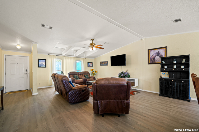 Image 10 of 37 For 1427 Elmhurst Dr.