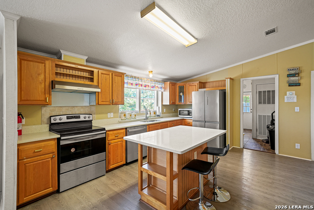 Image 16 of 37 For 1427 Elmhurst Dr.