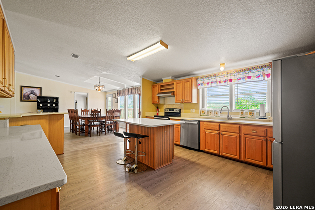 Image 17 of 37 For 1427 Elmhurst Dr.