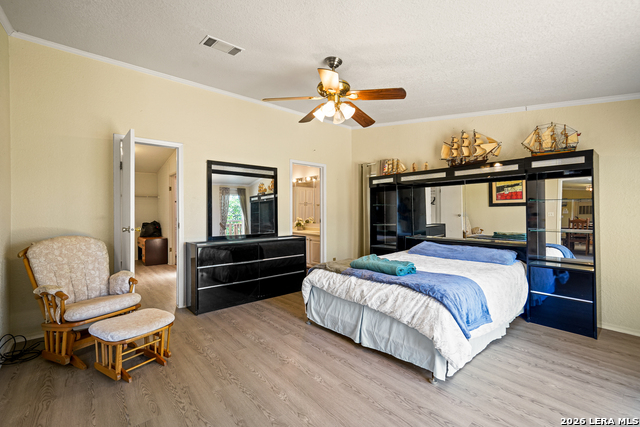 Image 19 of 37 For 1427 Elmhurst Dr.