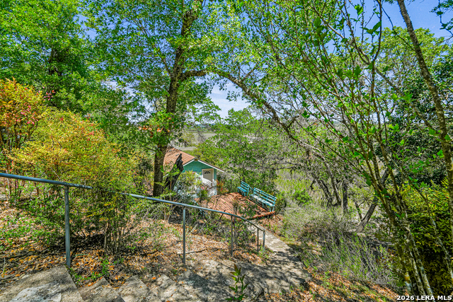 Image 30 of 37 For 1427 Elmhurst Dr.