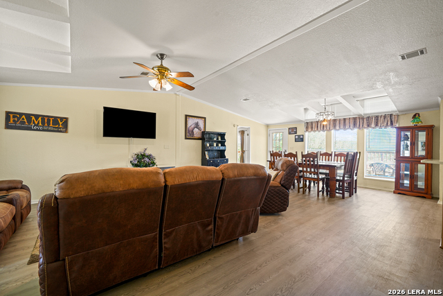 Image 9 of 37 For 1427 Elmhurst Dr.