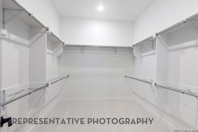 Image 23 of 44 For 11741 Hackford