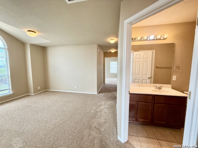 Image 22 of 38 For 613 Magdalena Ln