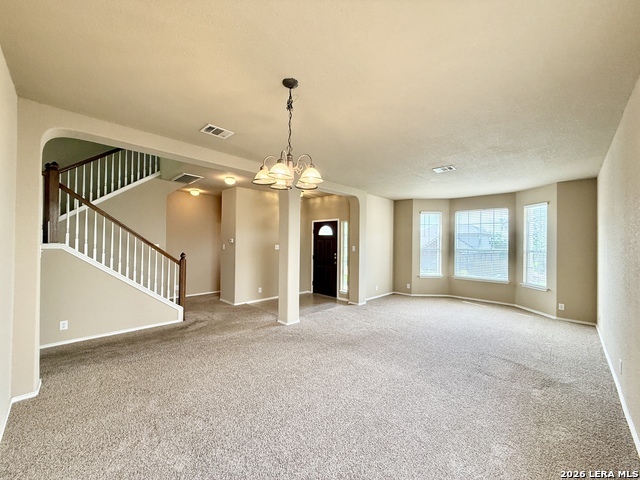 Image 4 of 38 For 613 Magdalena Ln