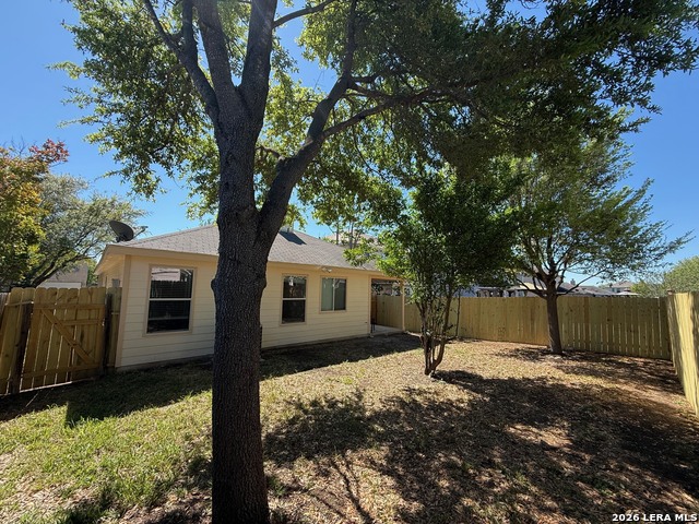 Image 19 of 21 For 7847 Oakdale Park