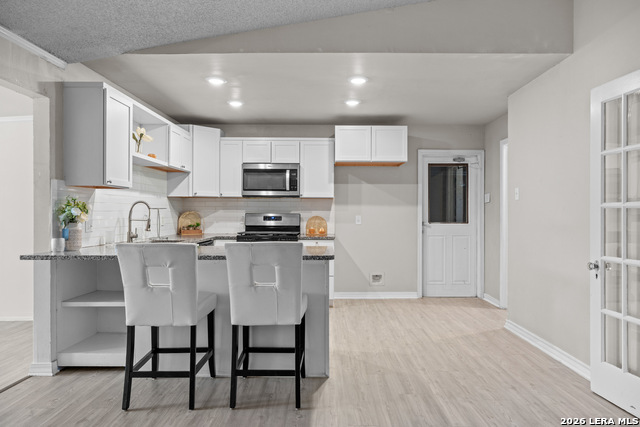 Image 11 of 37 For 110 Meadowood Lane