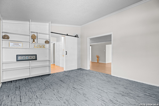 Image 16 of 37 For 110 Meadowood Lane