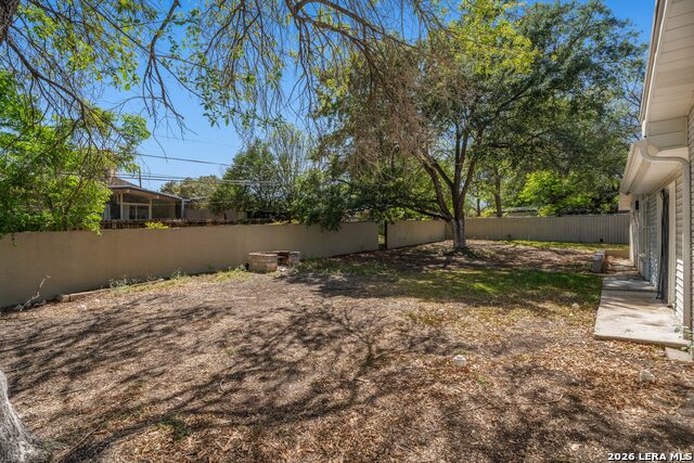 Image 31 of 37 For 110 Meadowood Lane