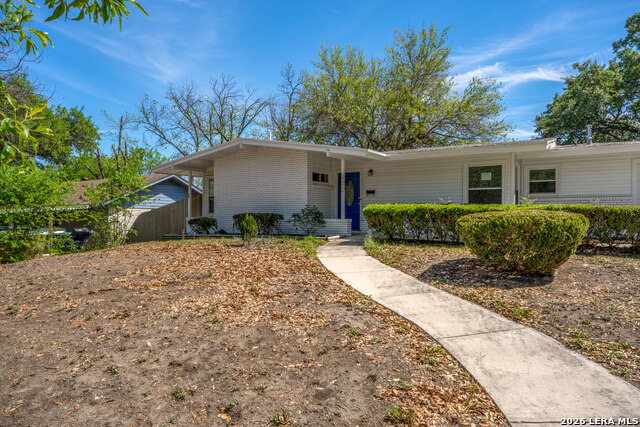 Image 34 of 37 For 110 Meadowood Lane