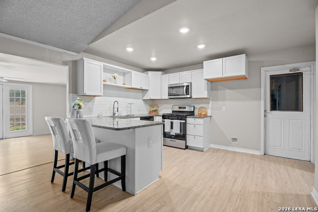 Image 7 of 37 For 110 Meadowood Lane