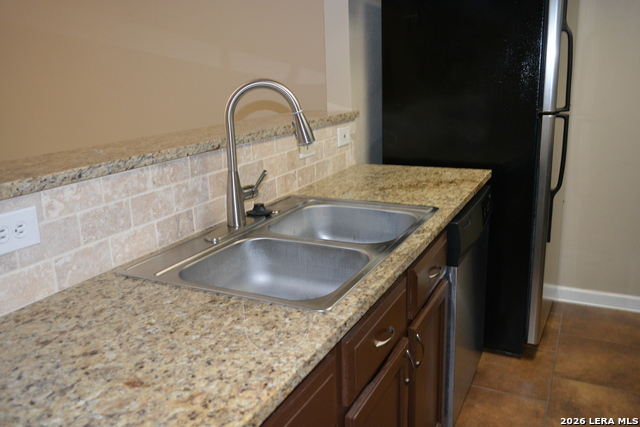 Image 10 of 22 For 11610 Vance Jackson  105