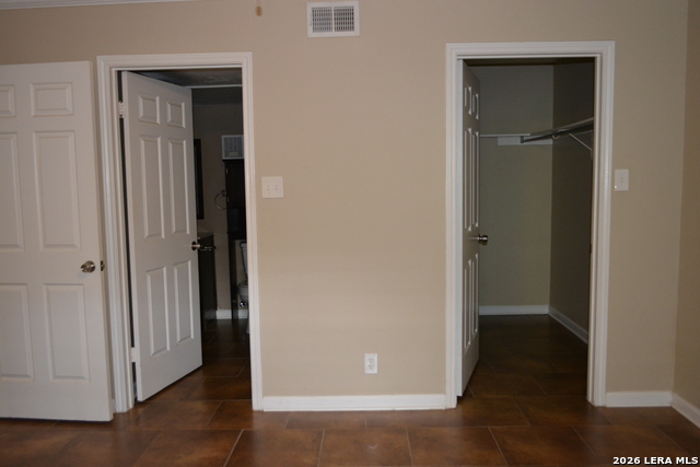 Image 13 of 22 For 11610 Vance Jackson  105