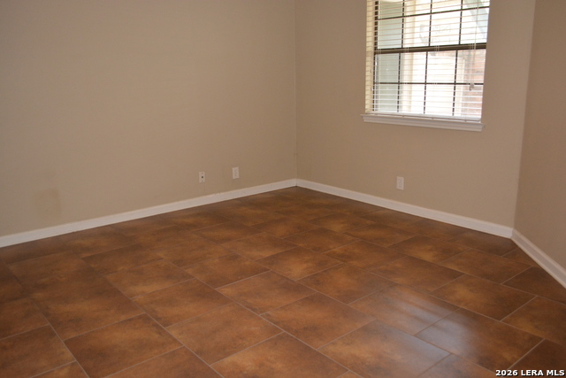 Image 14 of 22 For 11610 Vance Jackson  105